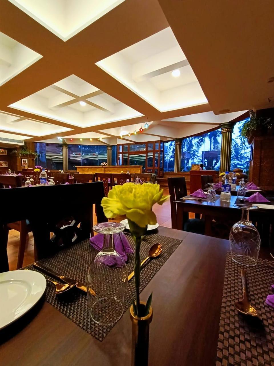 Krishna Beach Resort Kannur Buitenkant foto
