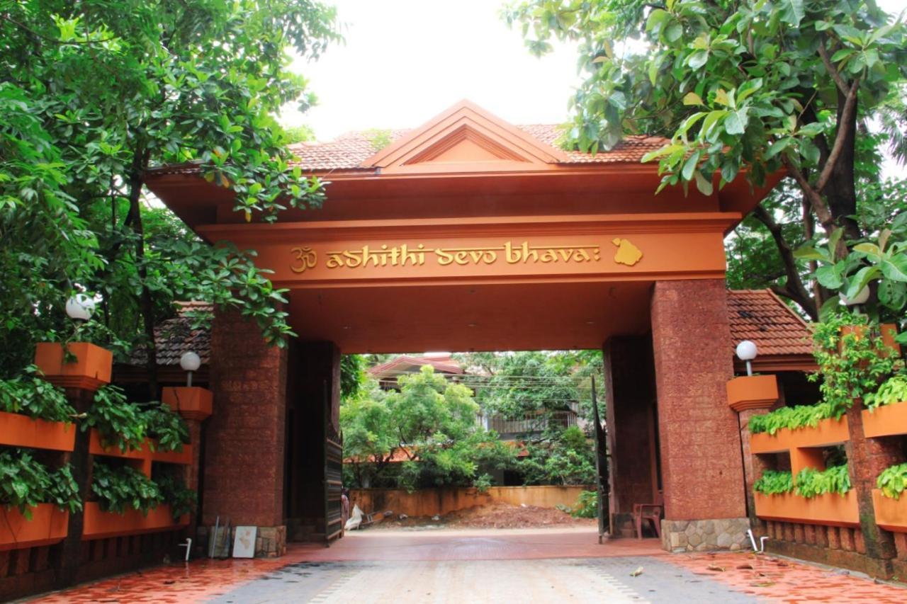 Krishna Beach Resort Kannur Buitenkant foto
